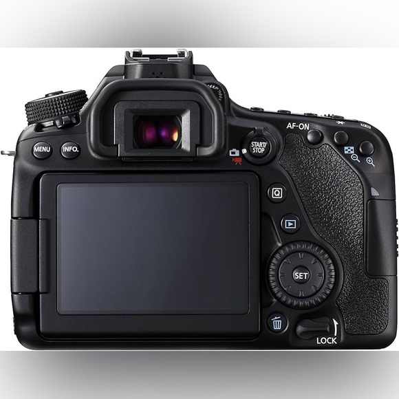 Canon EOS 80D DSLR Camera Black. Perfect Condition. Like New! - Picture 3 of 10